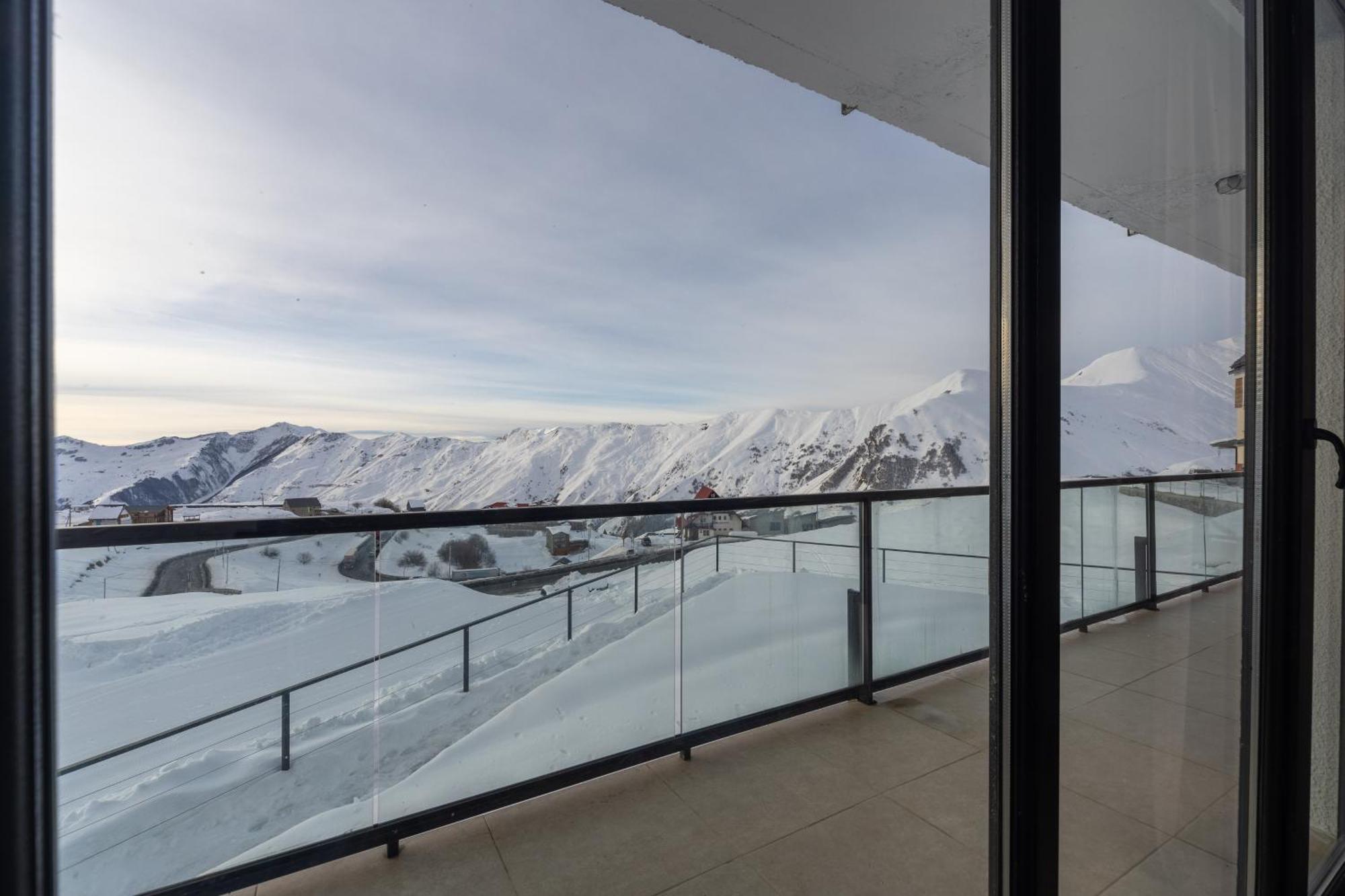 New Gudauri View Hotel Экстерьер фото